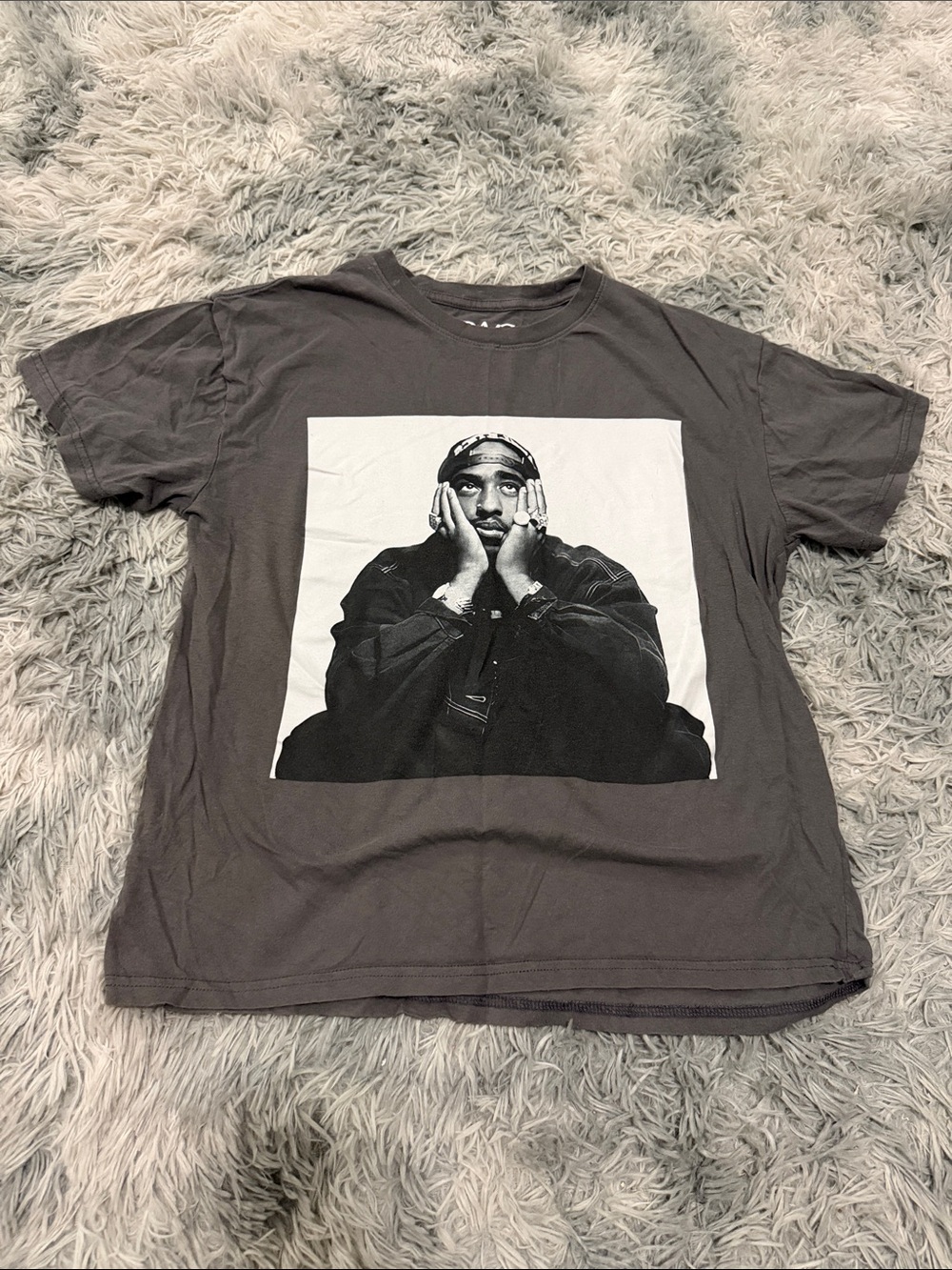 2Pac shirt Large